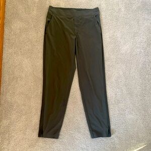 Athleta Brooklyn Ankle Pant size 4